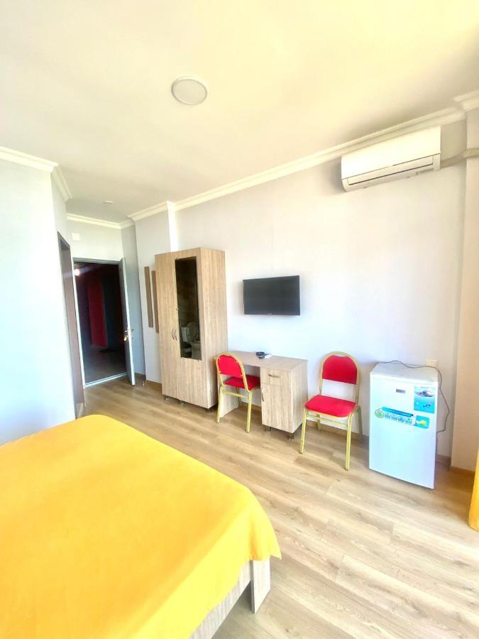 Aparthotel Mimino Batumi Exterior foto