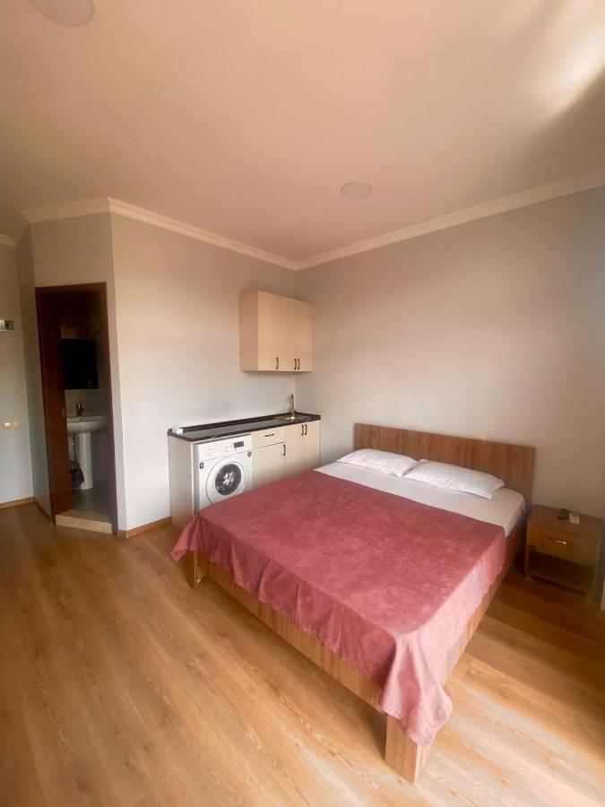 Aparthotel Mimino Batumi Exterior foto
